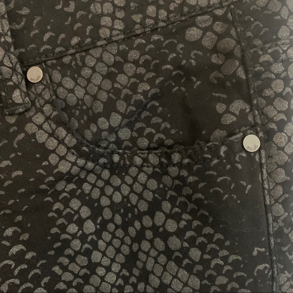 Snake Print Jeans (bohême denim) Snake Print Jeans - Picture 8 of 11